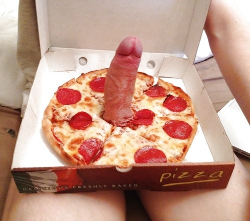 pizza with sausage